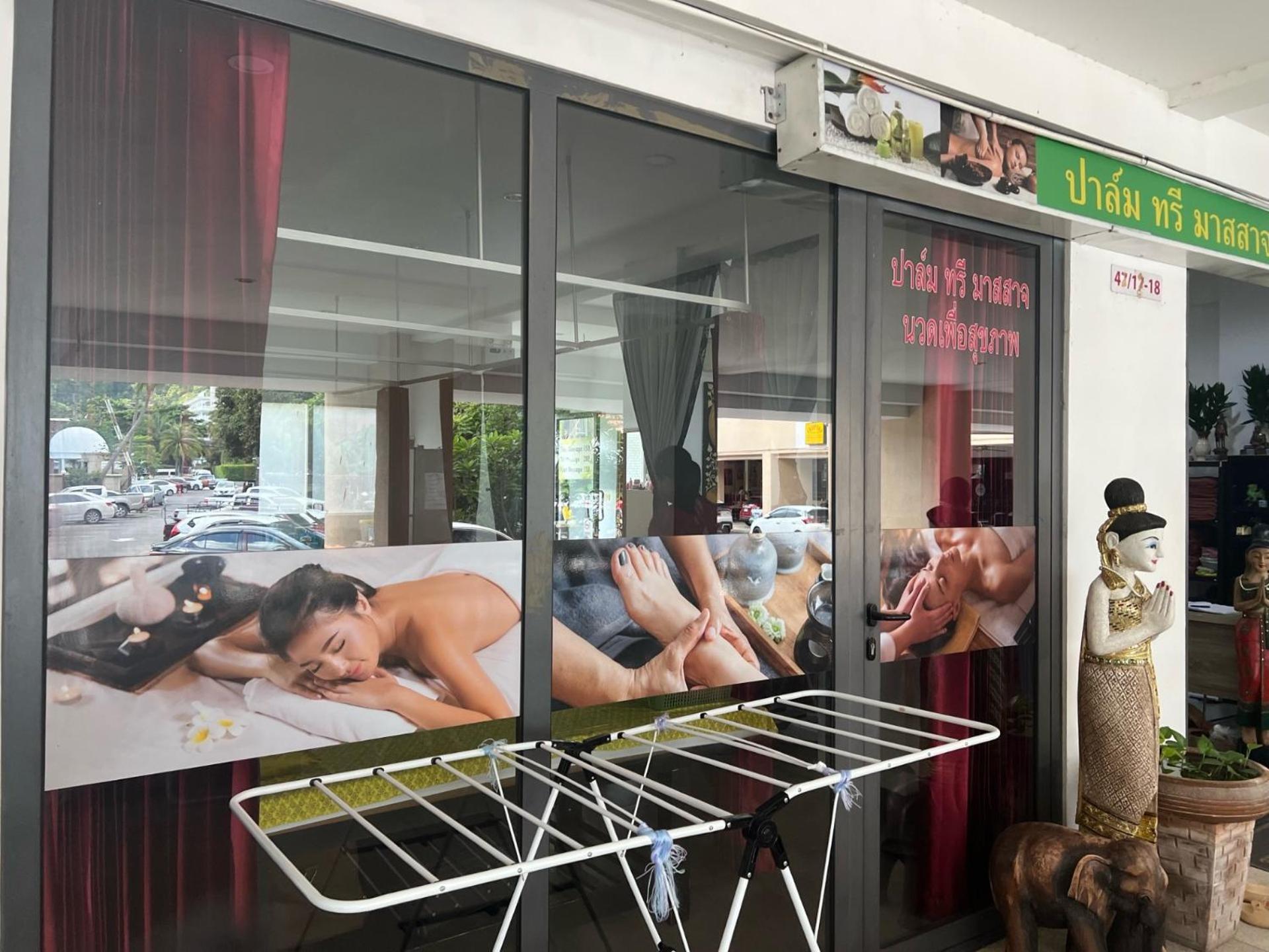 Private Modern Apartments By Patong Vacation Rentals Located In The Heart Of Patong, Walking Distance To The Beach, Kitchen, Private Bathroom, Seating Area, 65" Smart Tv With Free Wifi Zewnętrze zdjęcie